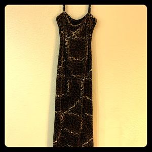 Gigi girls velvet leopard slinky dress